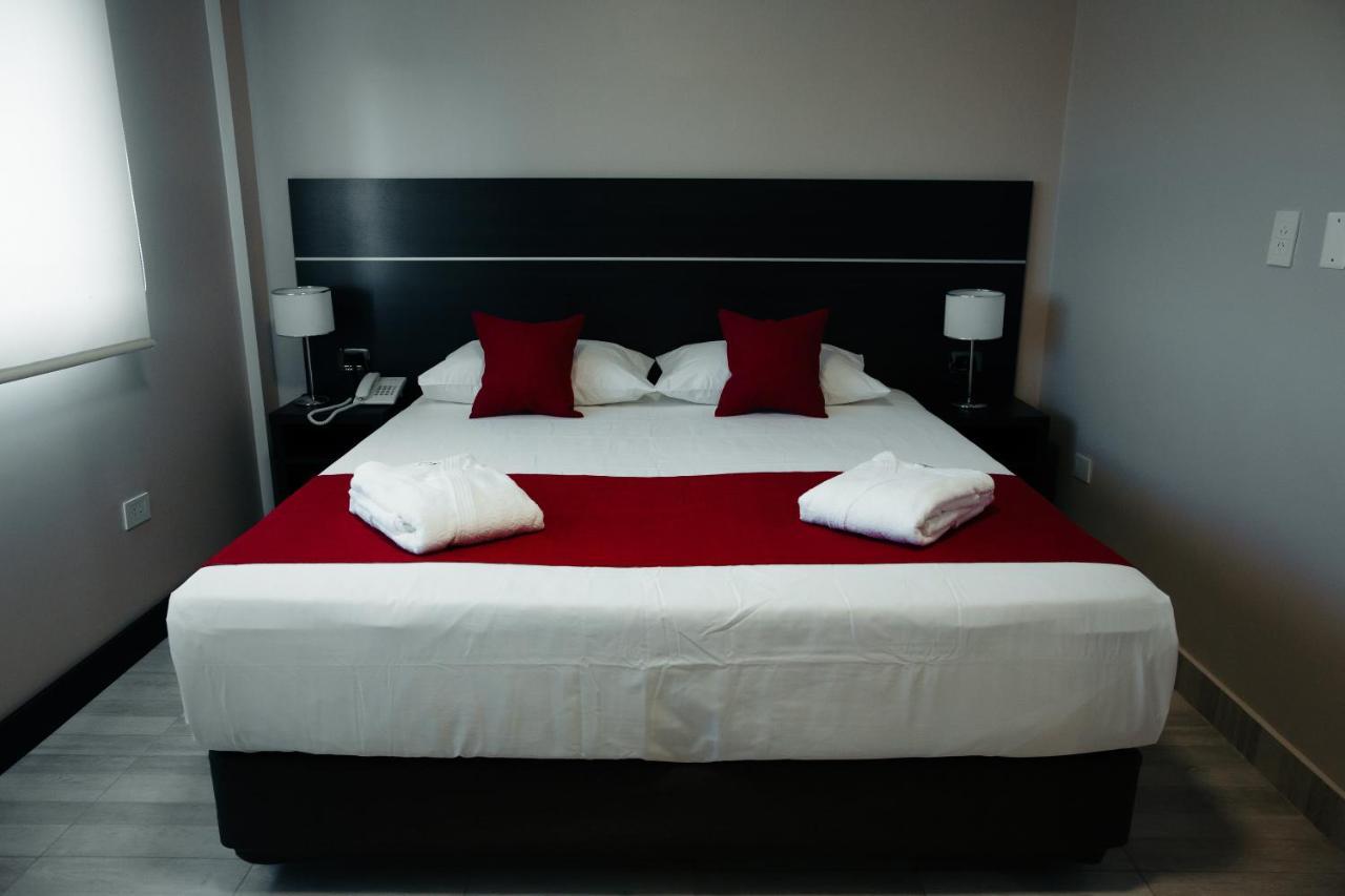 Hotel Batista Posadas Kültér fotó